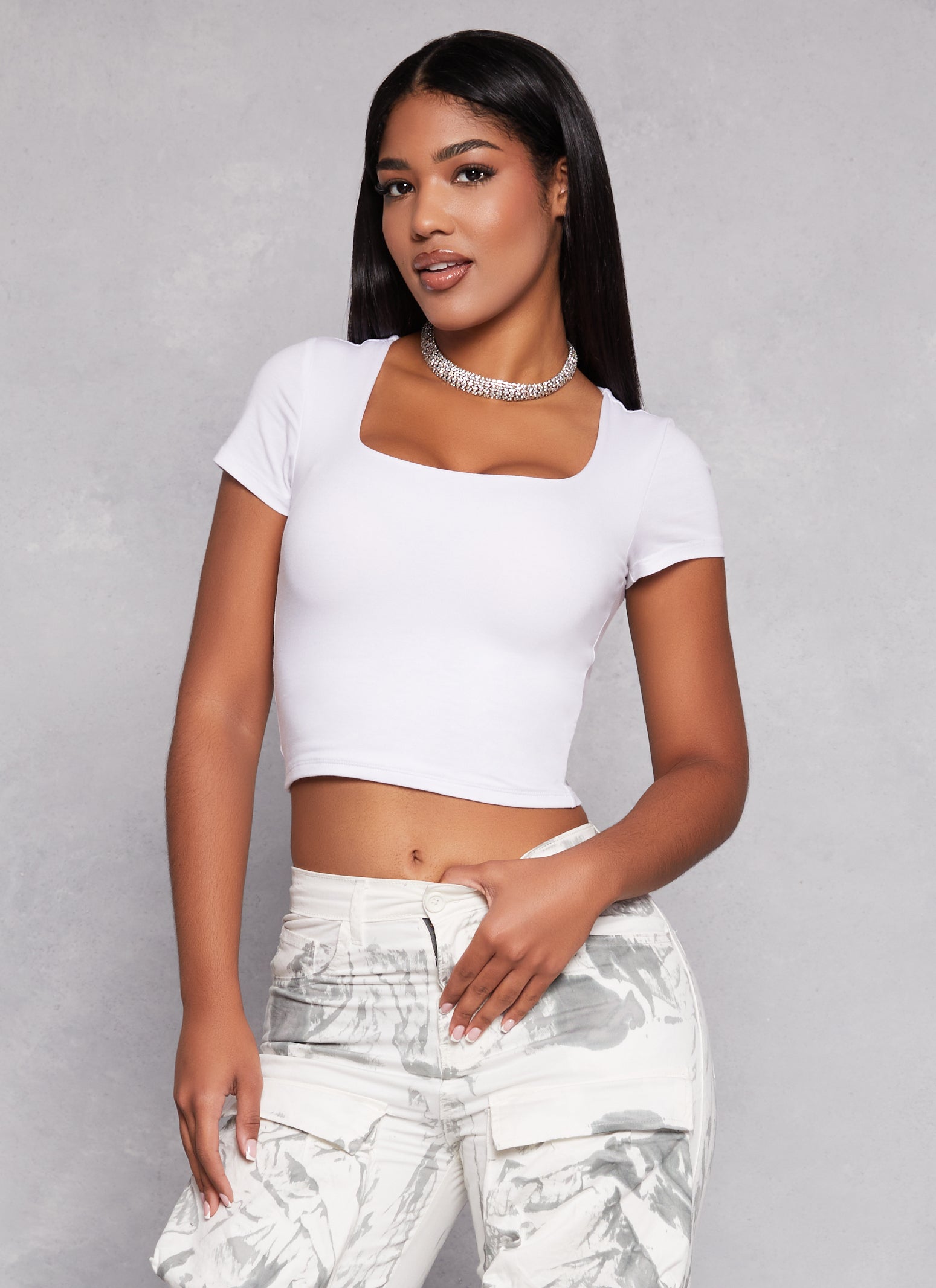 Basic Scoop Neck Cropped Tee