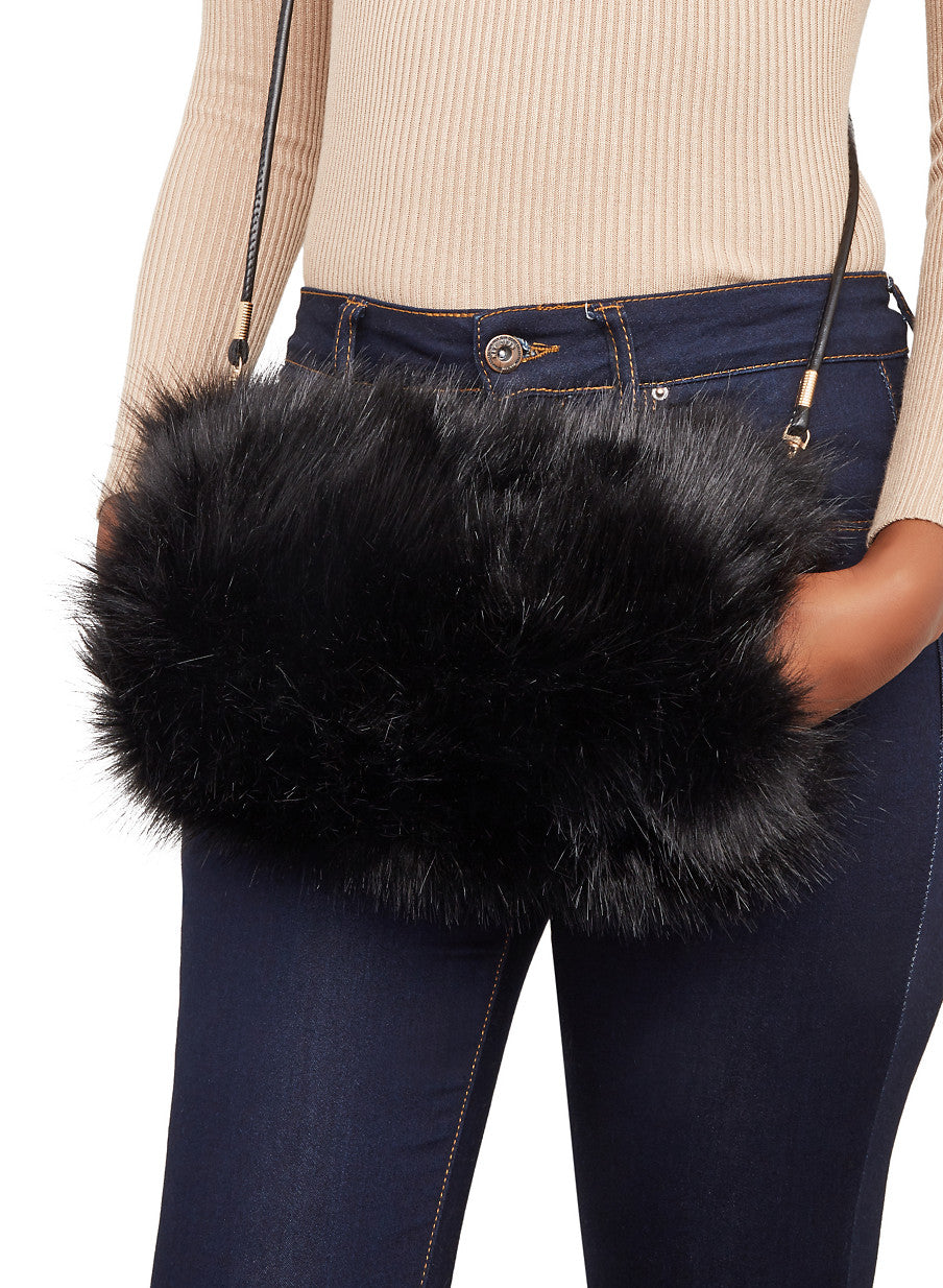  Faux Fur Fanny Pack Winter Furry Waist Bags Belt Chest Bag for  Women (White) : Clothing, Shoes & Jewelry