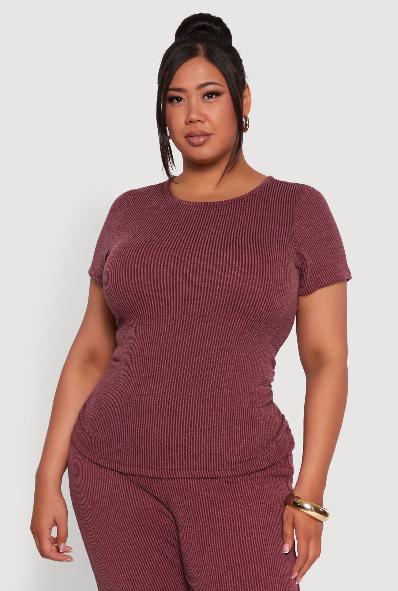 Plus Size Ribbed Knit Classic Fit Solid Crew Neck T-Shirt